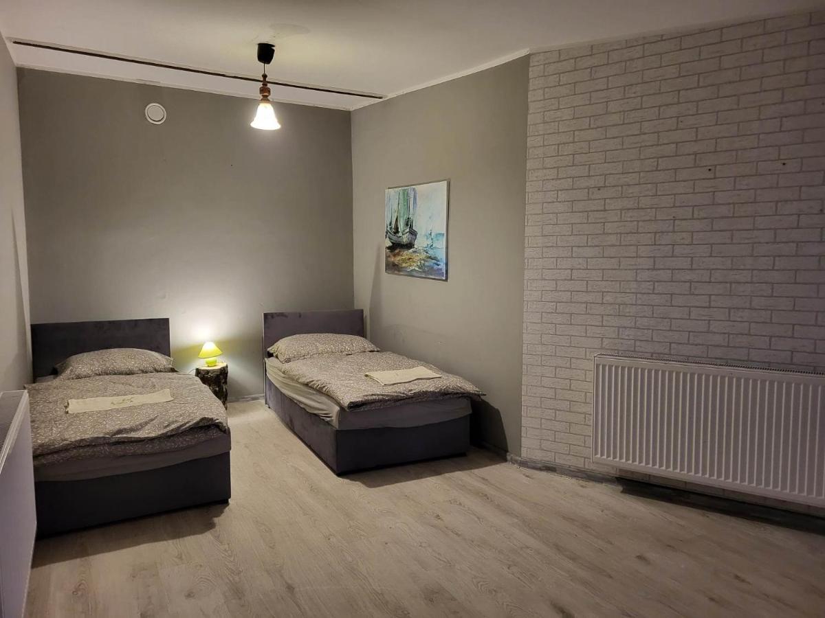 Pokoje Pracownicze Witkowska Gniezno Luaran gambar